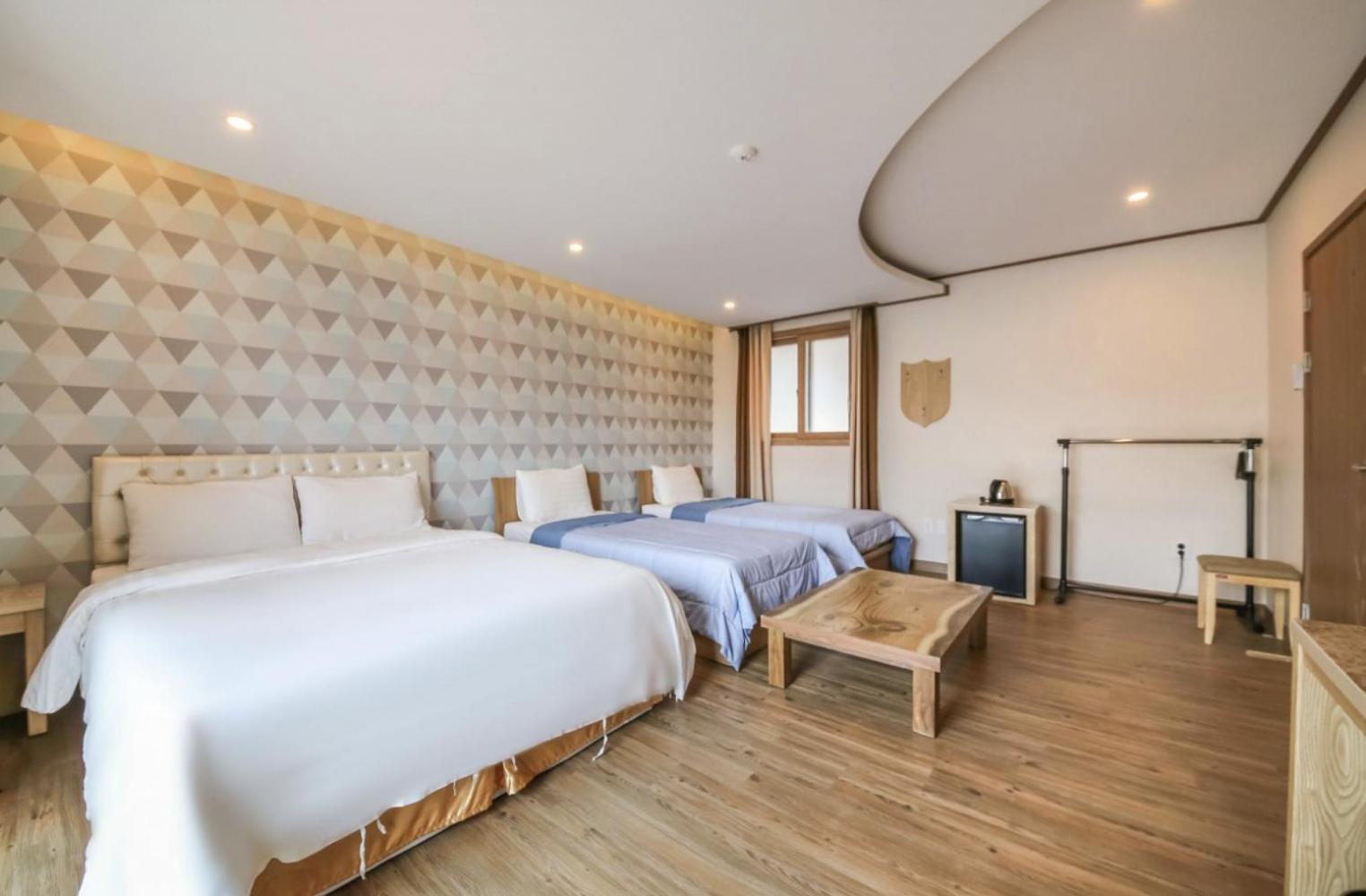 Rex Hotel Согвипхо Экстерьер фото