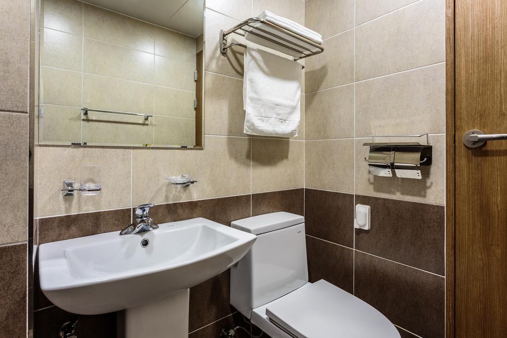 Rex Hotel Согвипхо Экстерьер фото