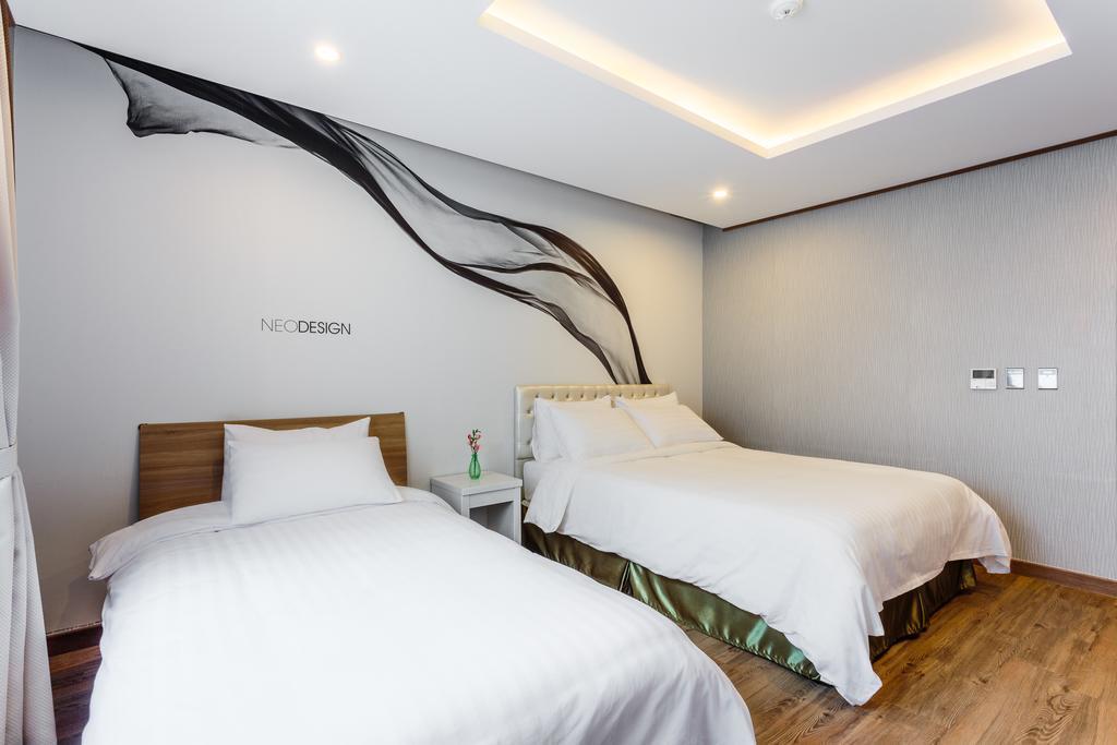 Rex Hotel Согвипхо Экстерьер фото